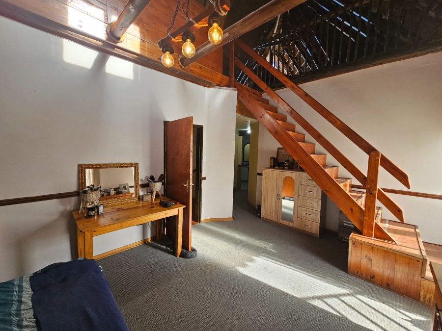 To Let 5 Bedroom Property for Rent in La Provance Free State